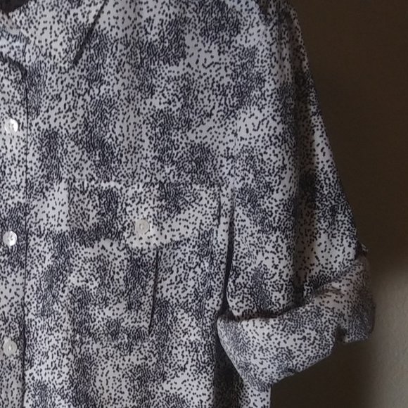 DKNY B/W Pocket Long Sleeve Button Up Shirt - Picture 8 of 8